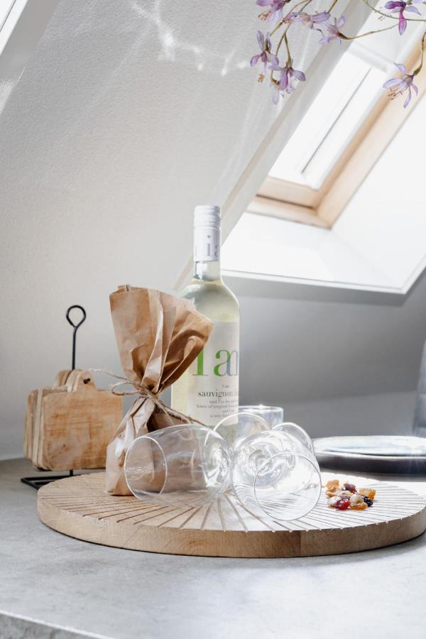 99 Lifestyle Suite Zwaag Dış mekan fotoğraf